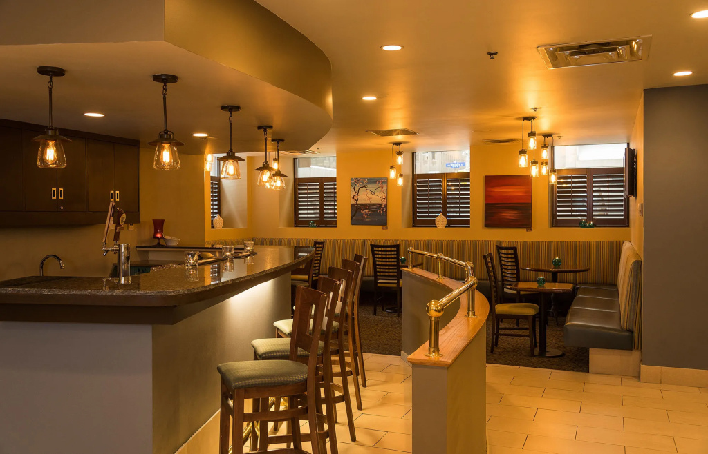 Metcalfe Hotel Ottawa by Gray Collection