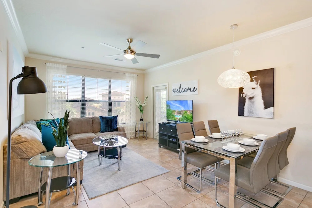 3 Bed 3 Bath Pool View High End Corner Condo