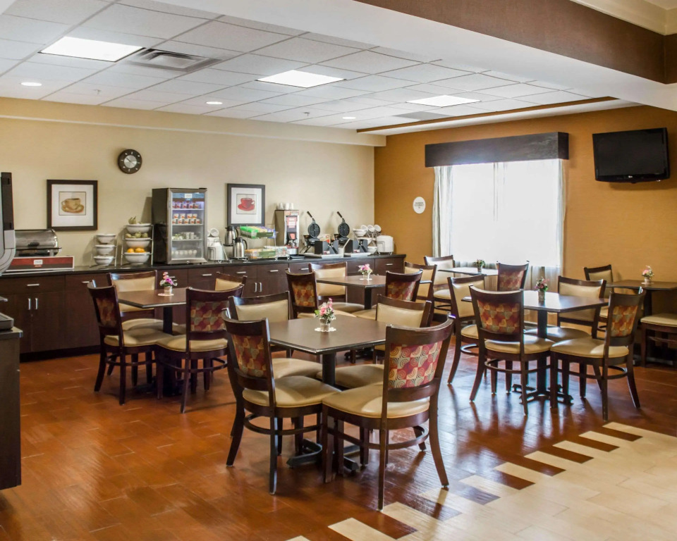Comfort Suites Lewisburg near University