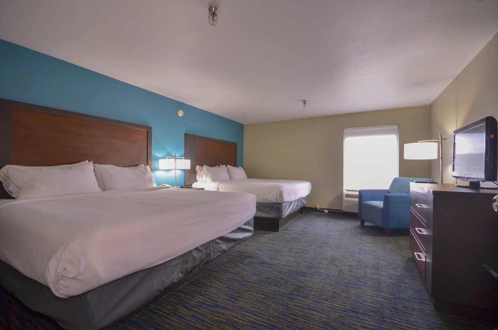 Holiday Inn Express & Suites Fayetteville University of Arkansas Area by IHG