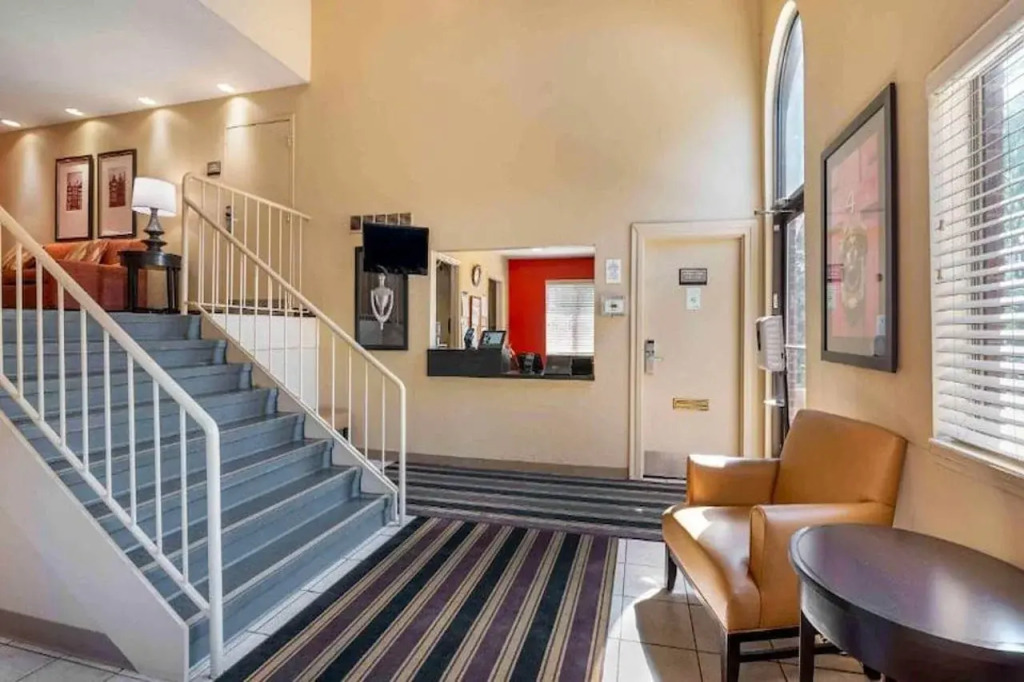 Studio 6 Corporate Extended Stay Indianapolis, IN - North Carmel