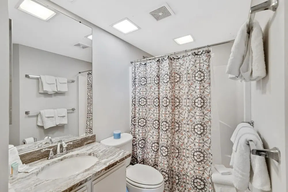 Windward Pointe 804- Sleeps 10 Beachfront Resort Amenities