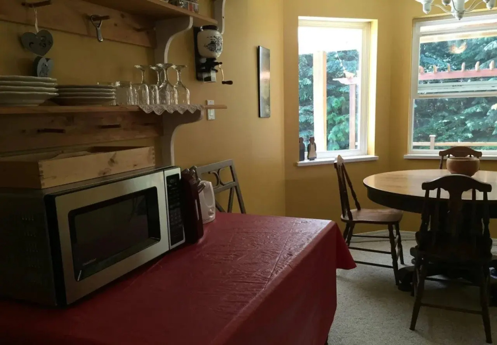 Wyndhaven Cottage Bed & Breakfast