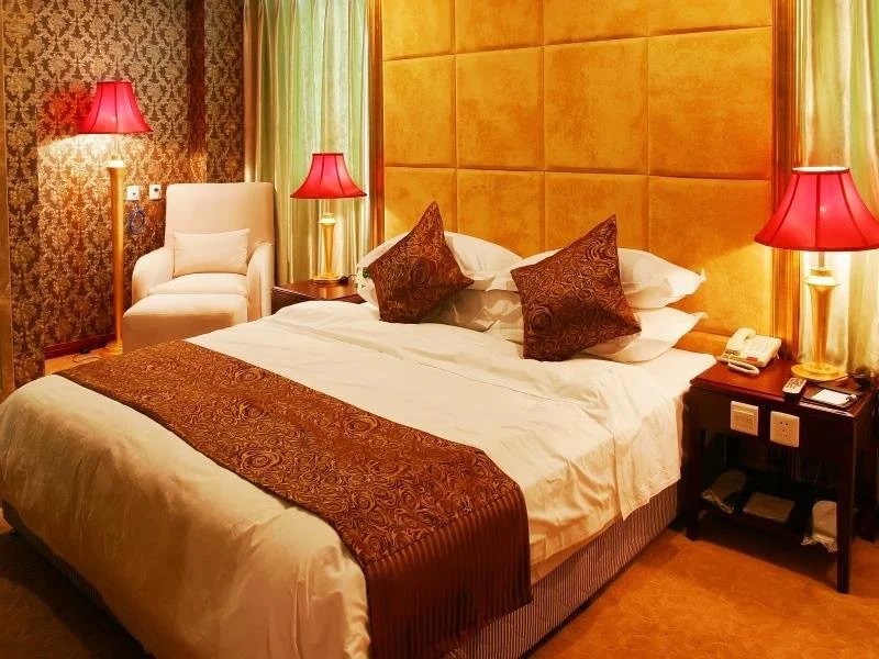 Crown International Hotel