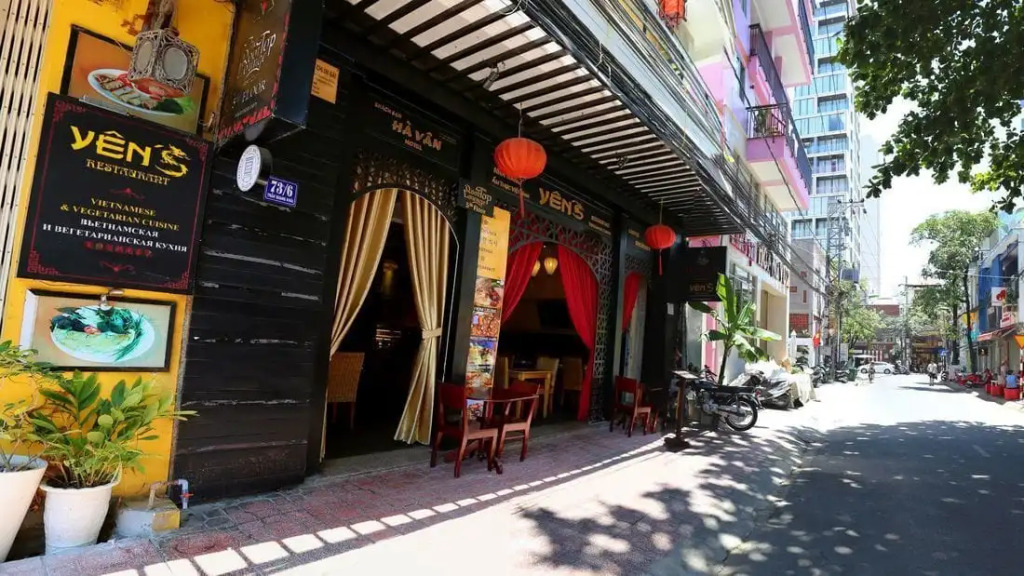 Hà Vân Hotel