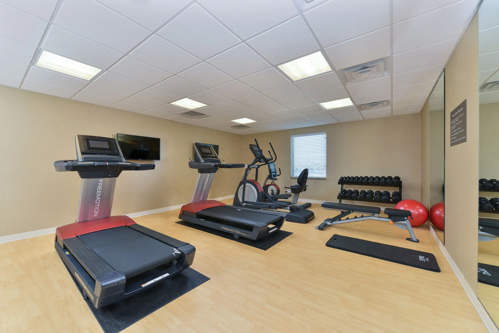 Comfort Inn & Suites Avera Southwest