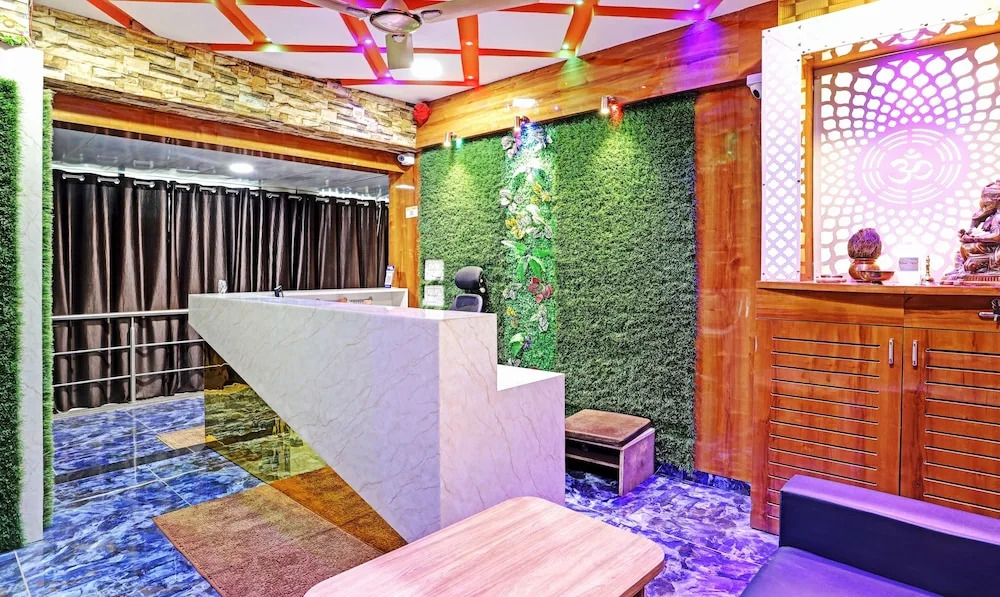 Hotel RK Palace