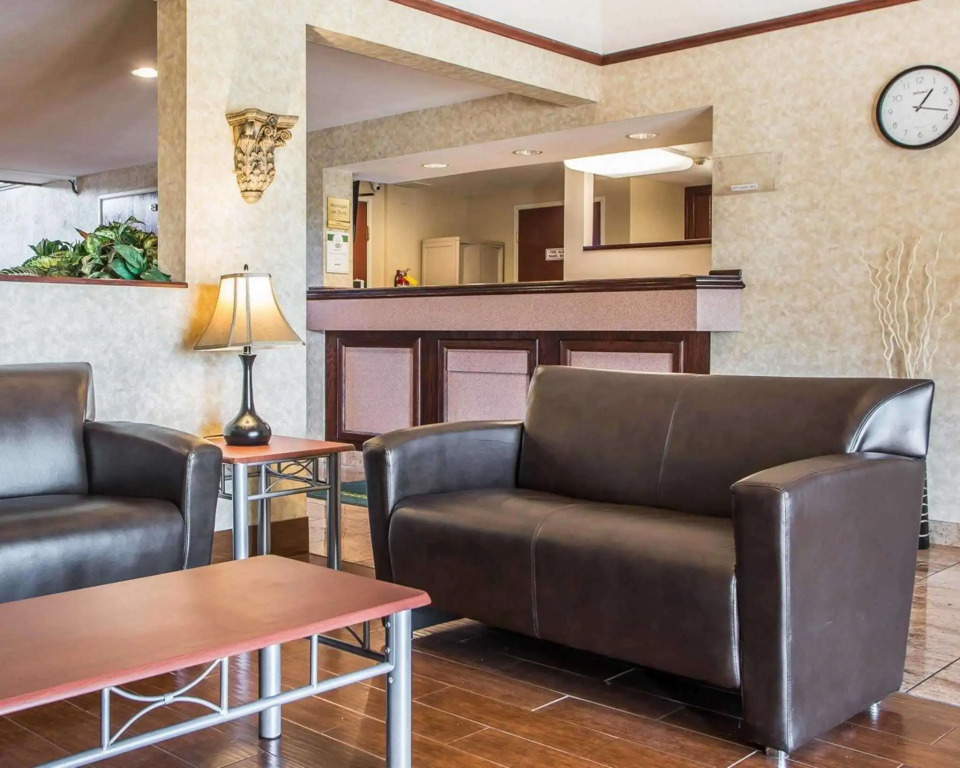 Quality Inn & Suites Middletown - Franklin