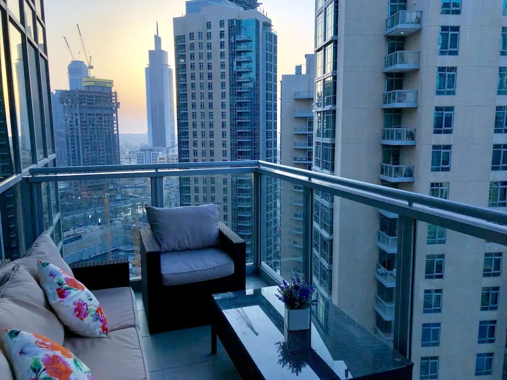 Ultimate Stay 4BR Burj Khalifa view