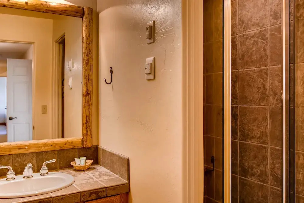 3br Townhome With Mountain Views & Garage 3 Bedroom Townhouse - No Cleaning Fee! by RedAwning