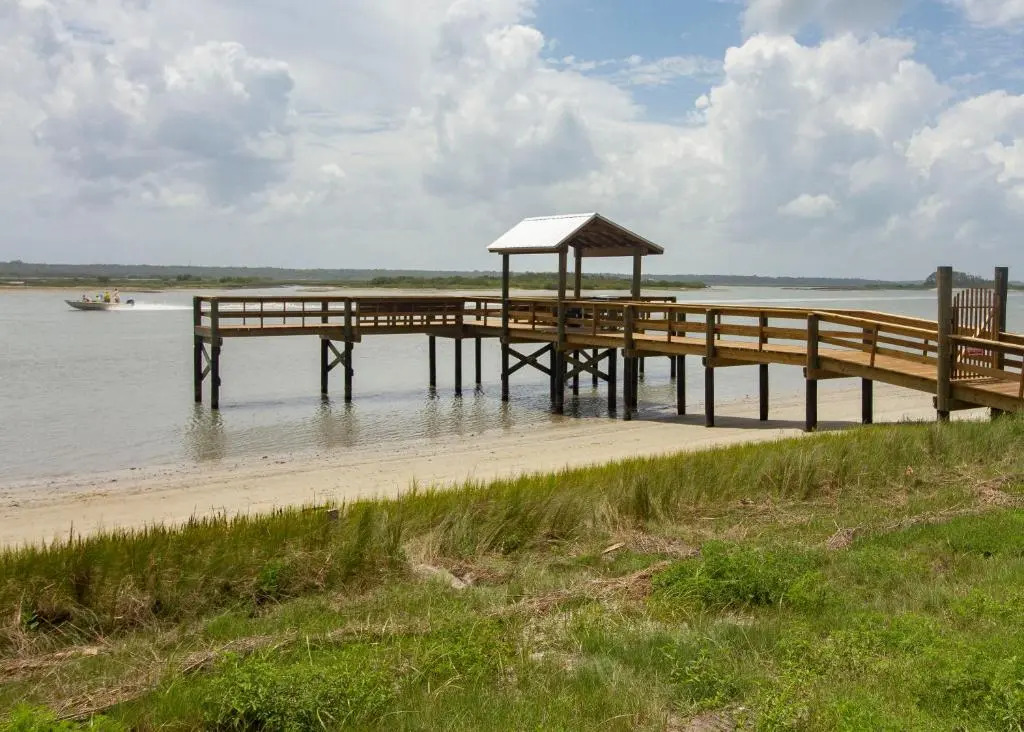 Windjammer 206, 3 Bedrooms, Sleeps 8, Ocean Front, 2nd Floor, Elevator