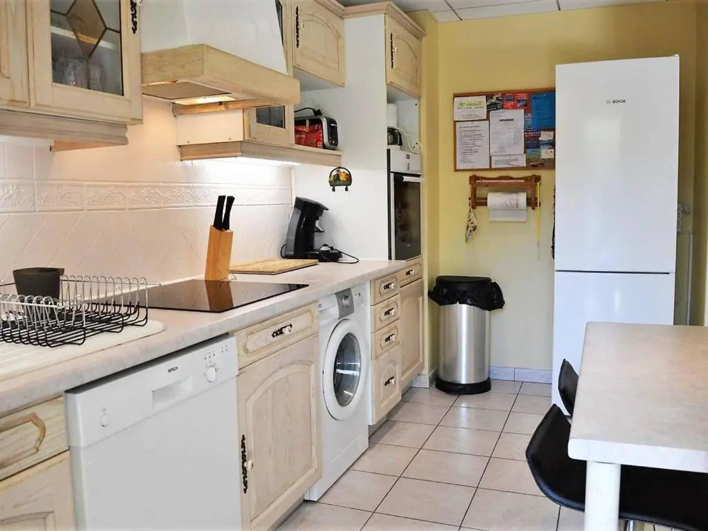 Appartement Le Lavandou, 4 pièces, 6 personnes - FR-1-251-56