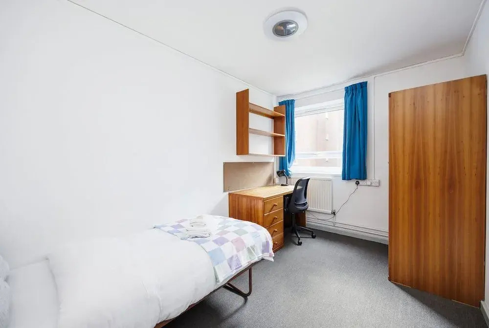 Vibrant Rooms NOTTINGHAM - SK