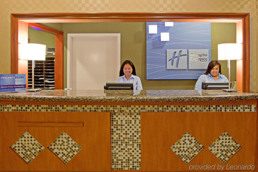 Holiday Inn Express Hotel & Suites Ventura Harbor by IHG
