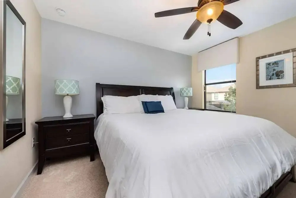 1426 Wexford WAY Davenport, 8bed