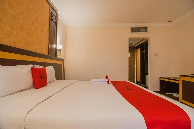 RedDoorz Premium Syariah @ Semarang City Center
