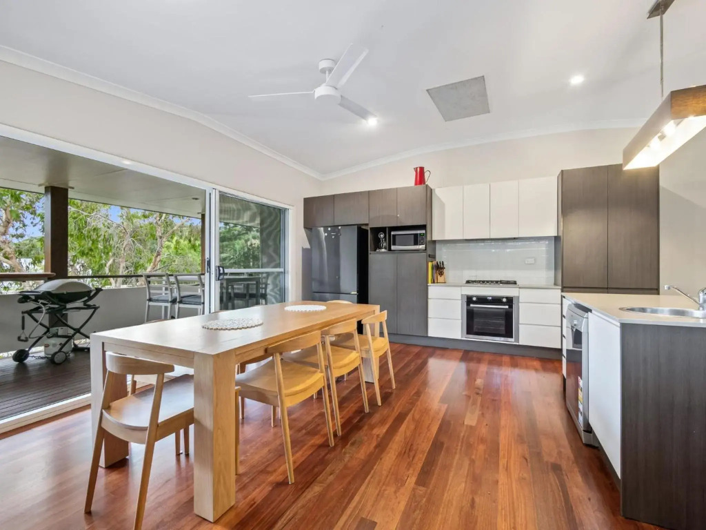 Banksia Beach House by Discover Stradbroke