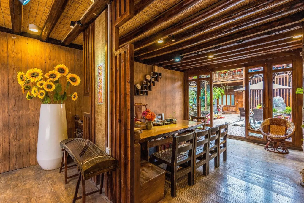 Yi Jing Xuan Inn