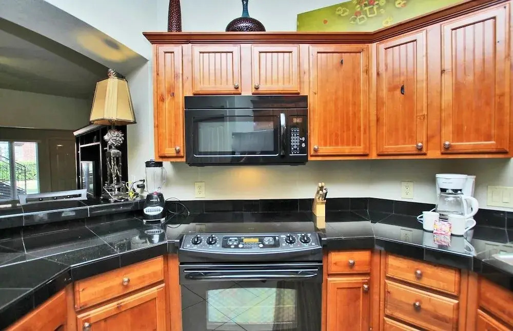 Emerald Greens 1102 - 1 Br condo