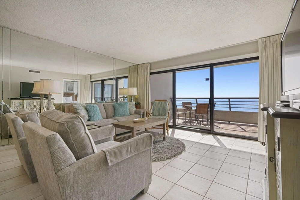 Emerald Towers 605 by Five Star Properties
