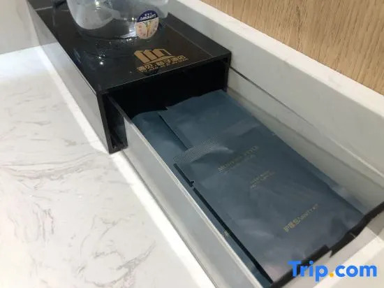 Meet· CC Hotel