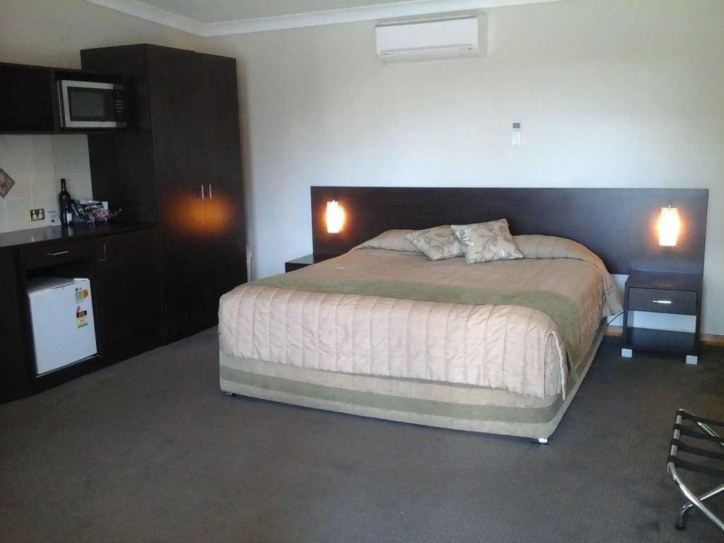 Willows Motel