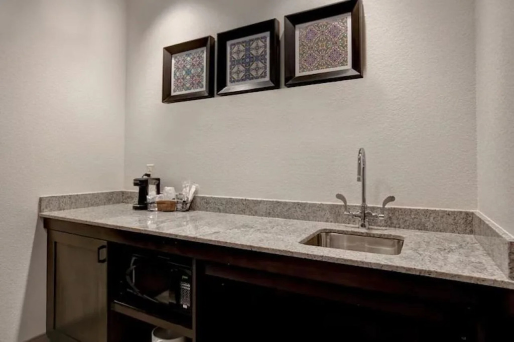 Hampton Inn & Suites on the San Antonio Riverwalk