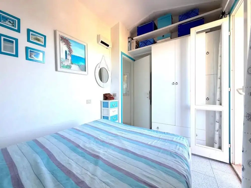 Panoramic SEA VIEW apartments in Badesi in Residence with pool