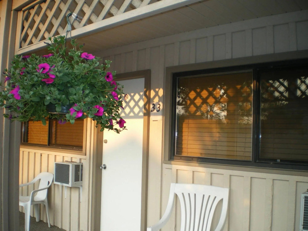 Campbell River Lodge