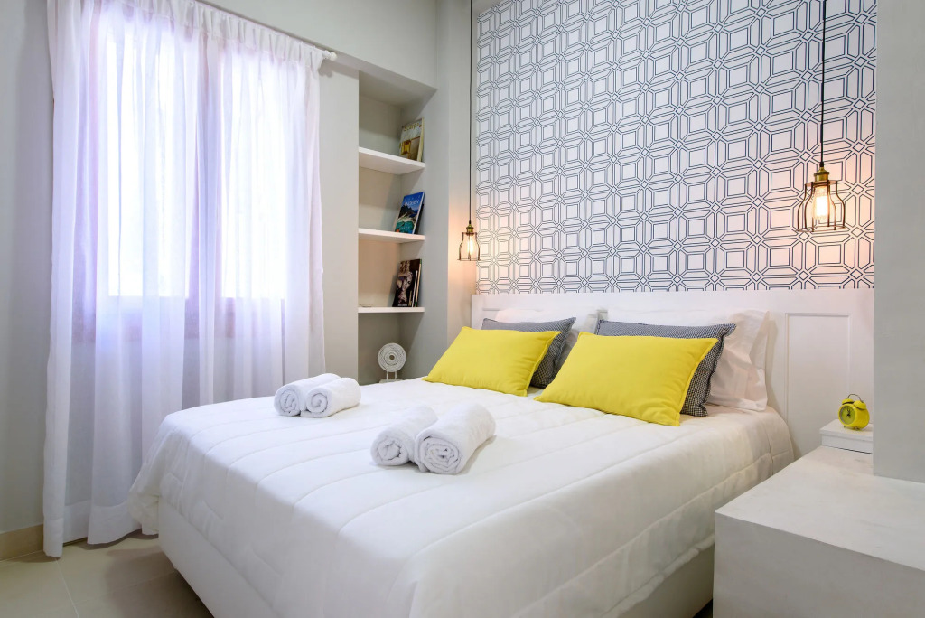 Candia Suites & Rooms