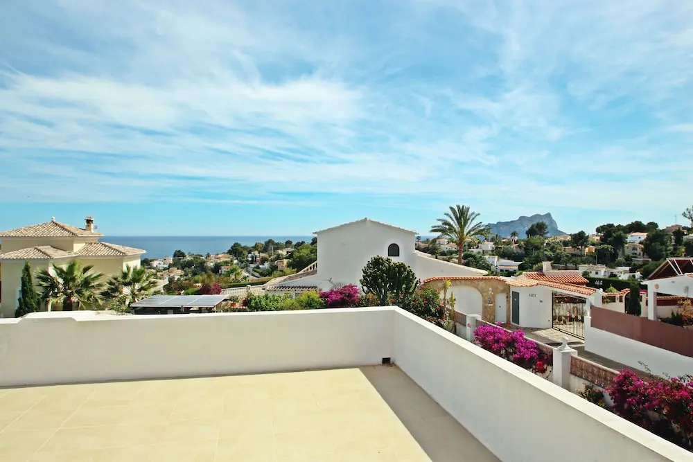 El Descanso - sea view villa with private pool in Benissa