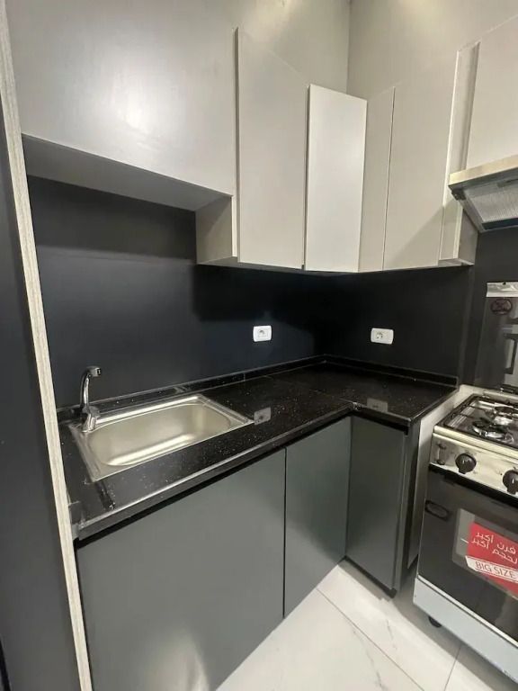 JRE Cozy Home Near All Services 20