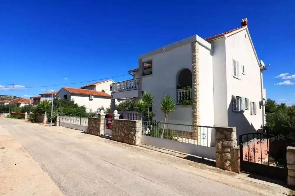 Slađa - 150 m From Beach - A2