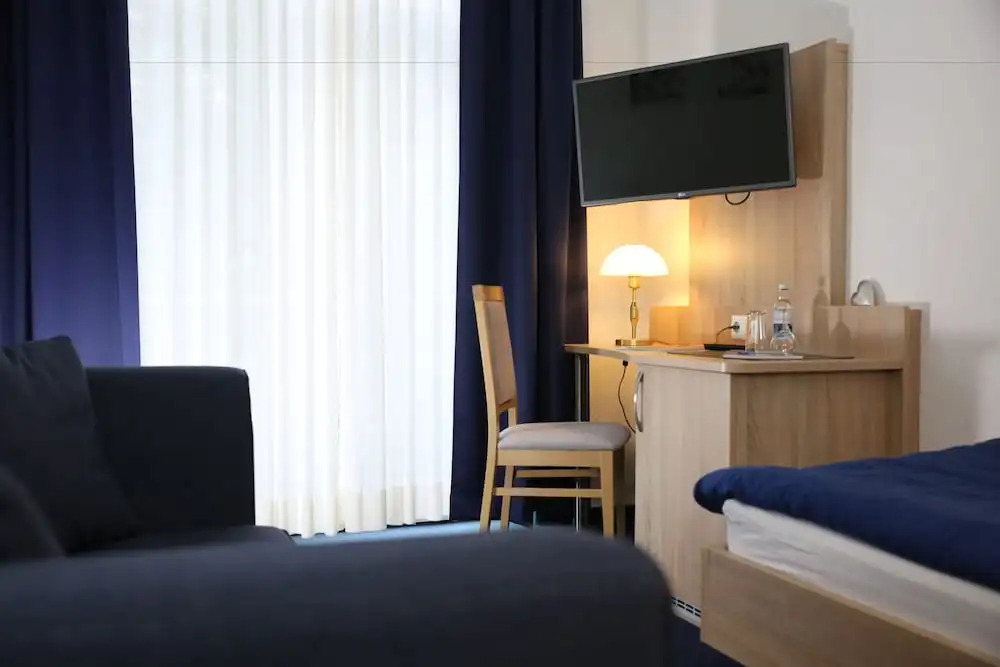 Hotel Pilar Garni