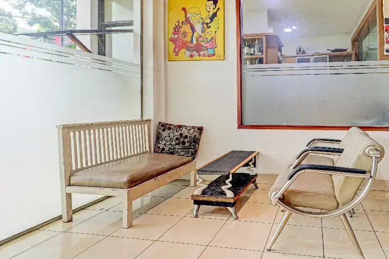 OYO 90218 Ubaran Guest House