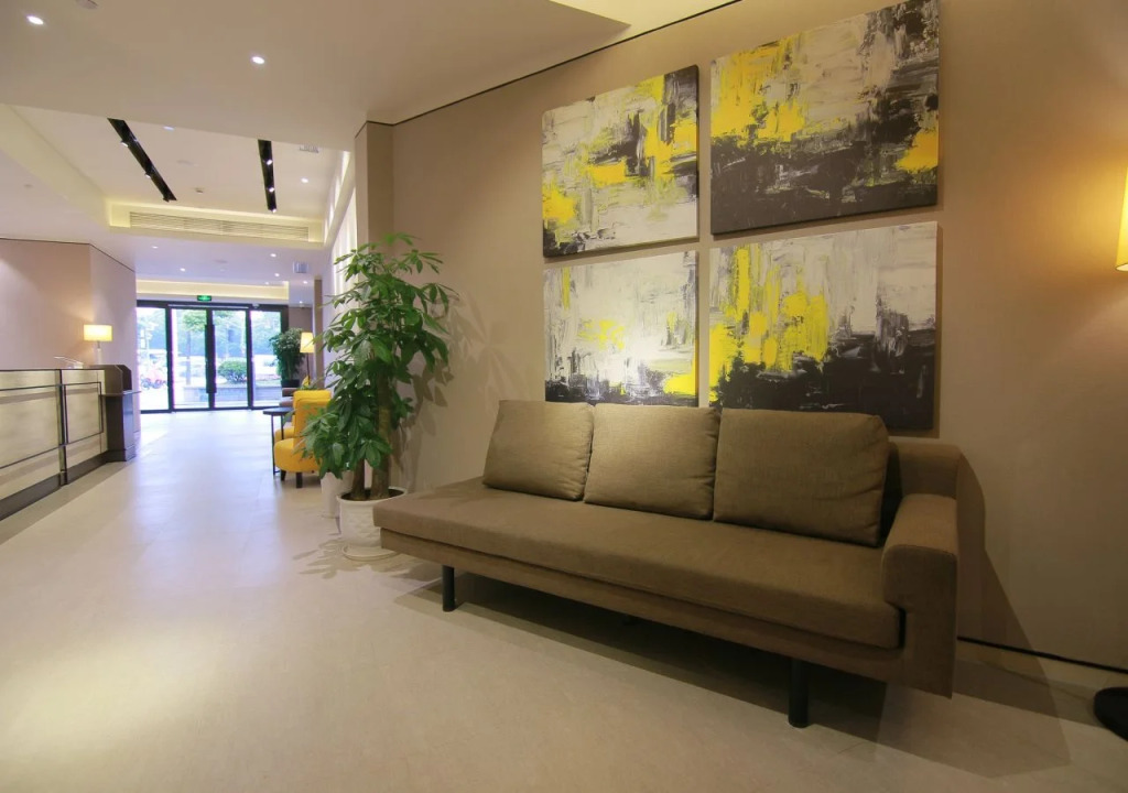 Home Inn Plus Shanghai Pudong Lujiazui Expo Park South Pudong Road