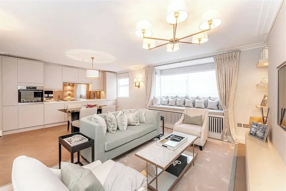2bed-2bath-aircon-wifi-smarttv-ws98