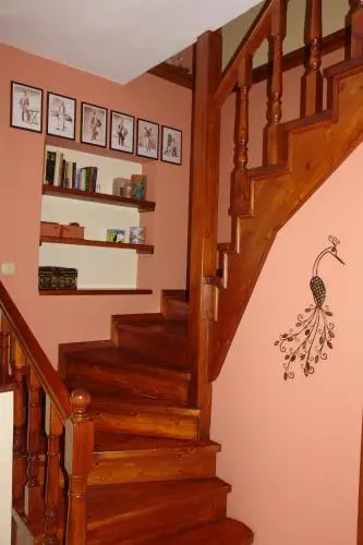 Riza Stone Cottage