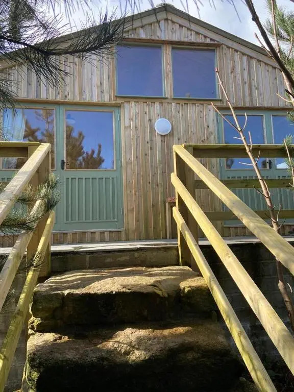 Rural Wood Cabin - less than 3 miles from St Ives