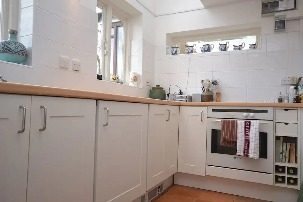 Downgate Villa, Petersfield 489346