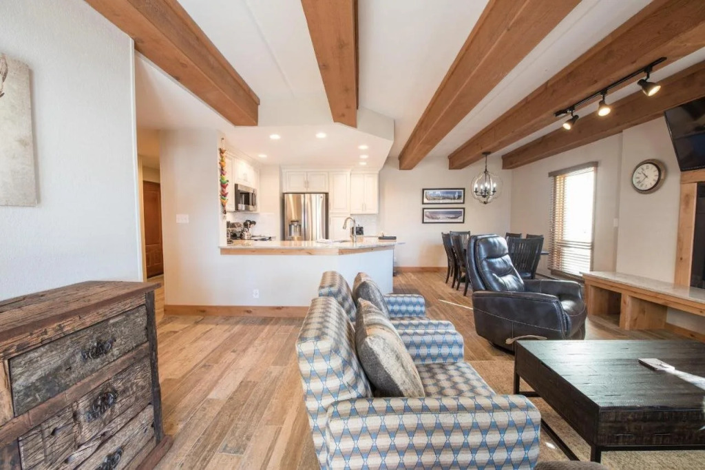The Plaza Condominiums, A Vail Resorts Property