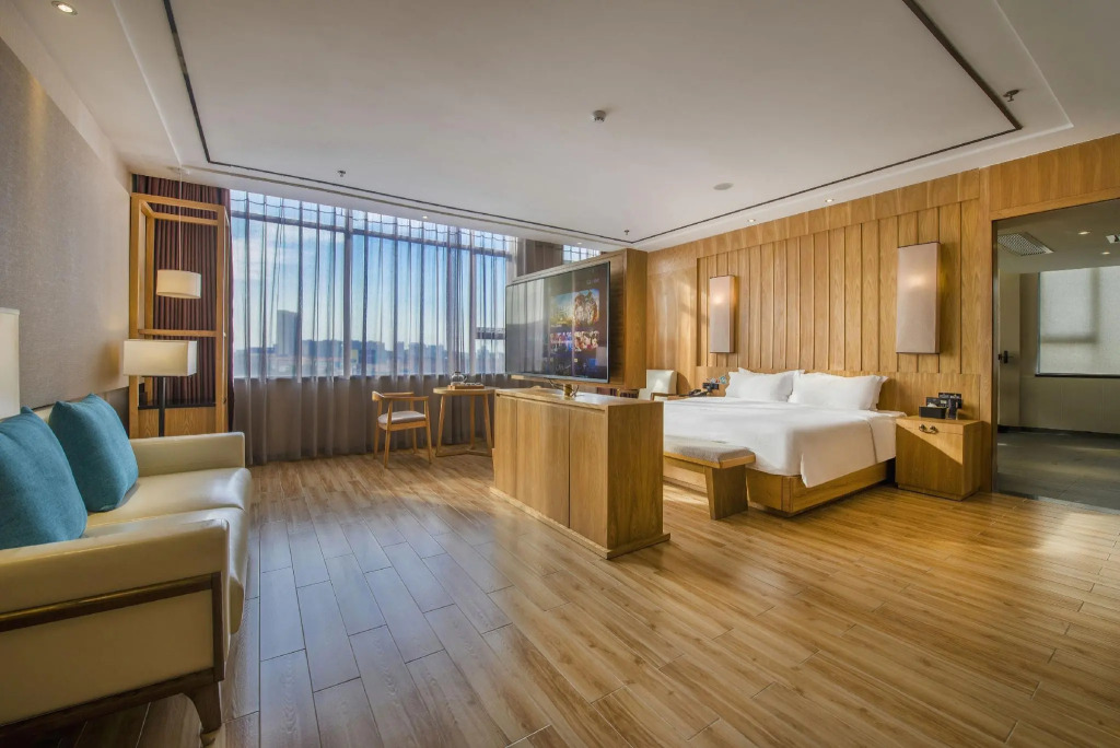 Poyang Hotel