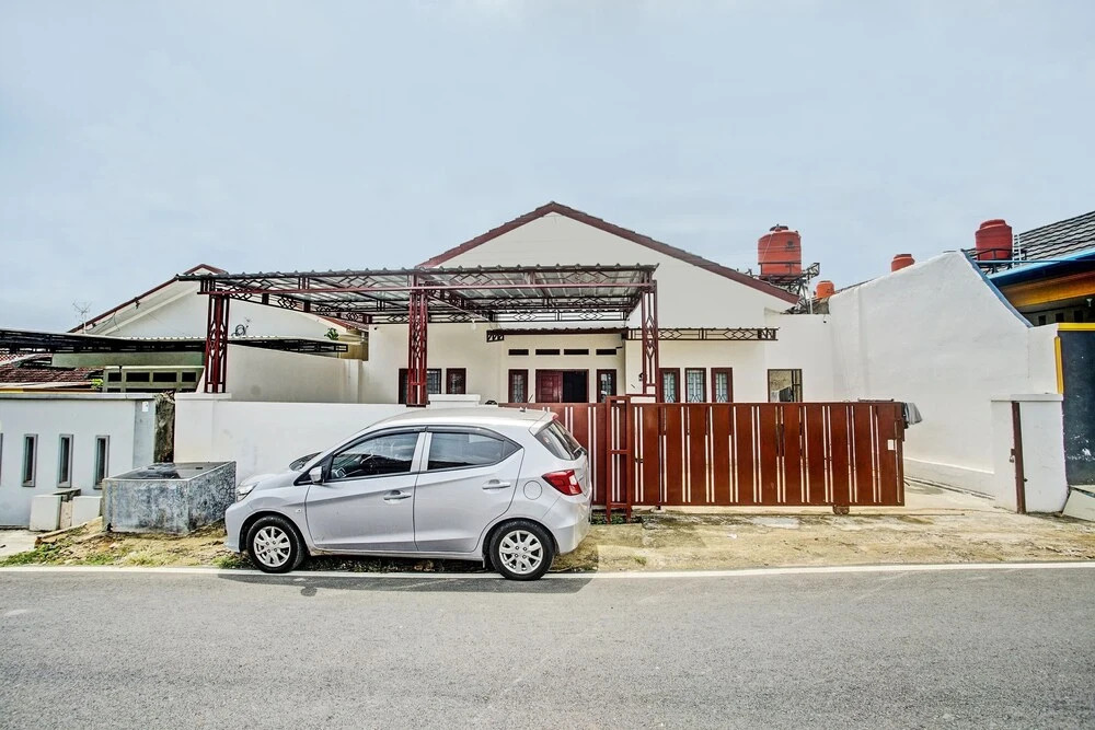 OYO LIFE 92034 Jay Homestay Syariah