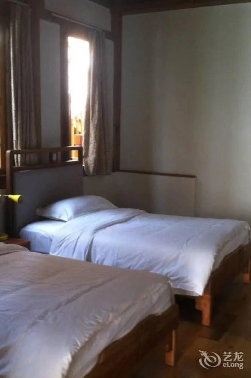 Zi Neng Xue Guan Hotel
