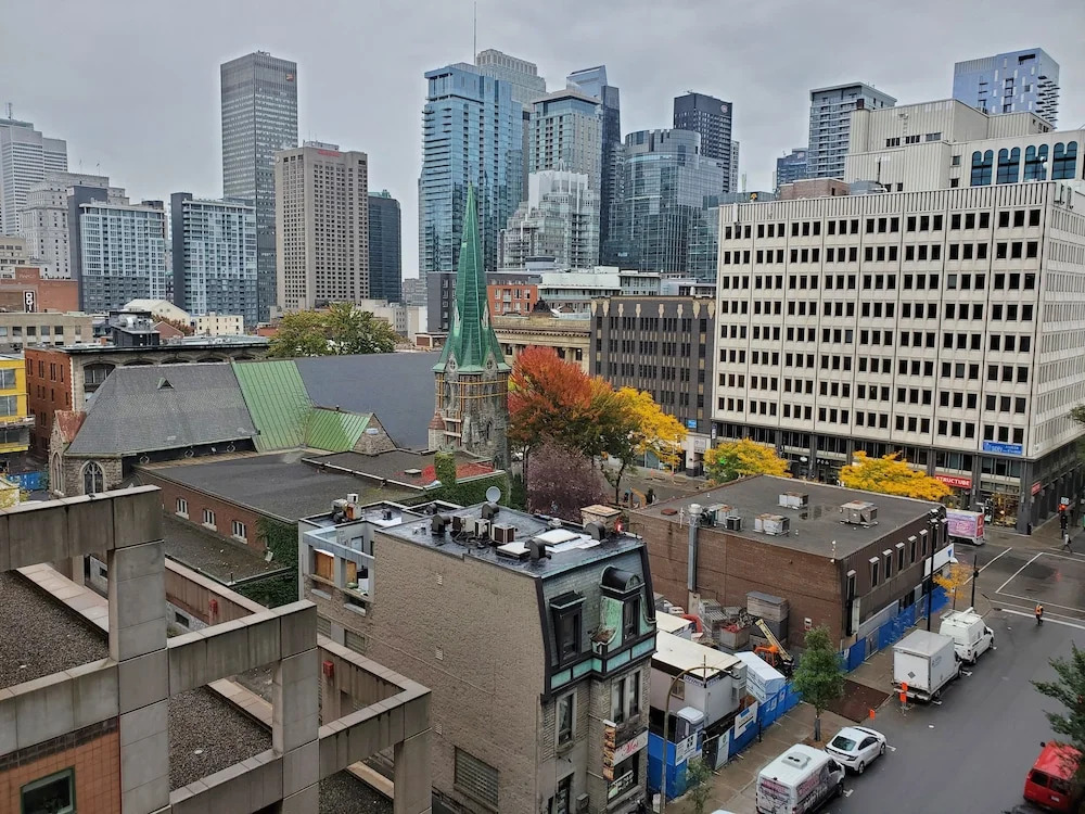 Montreal at a Glance