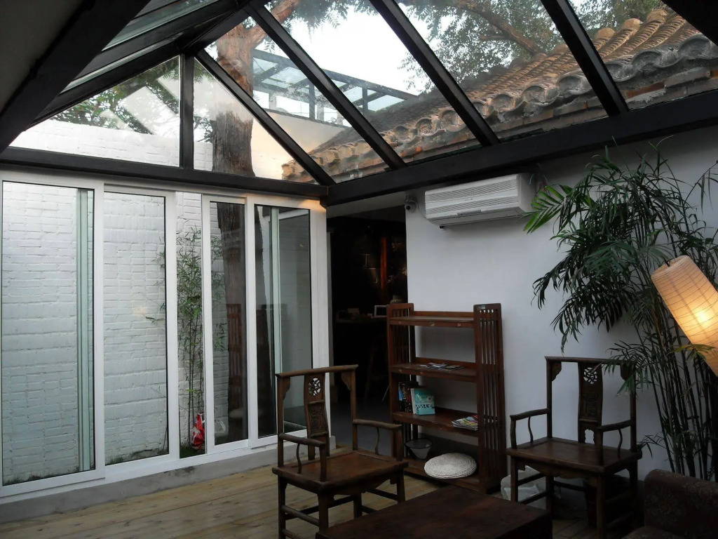 Hutongren Courtyard Hotel