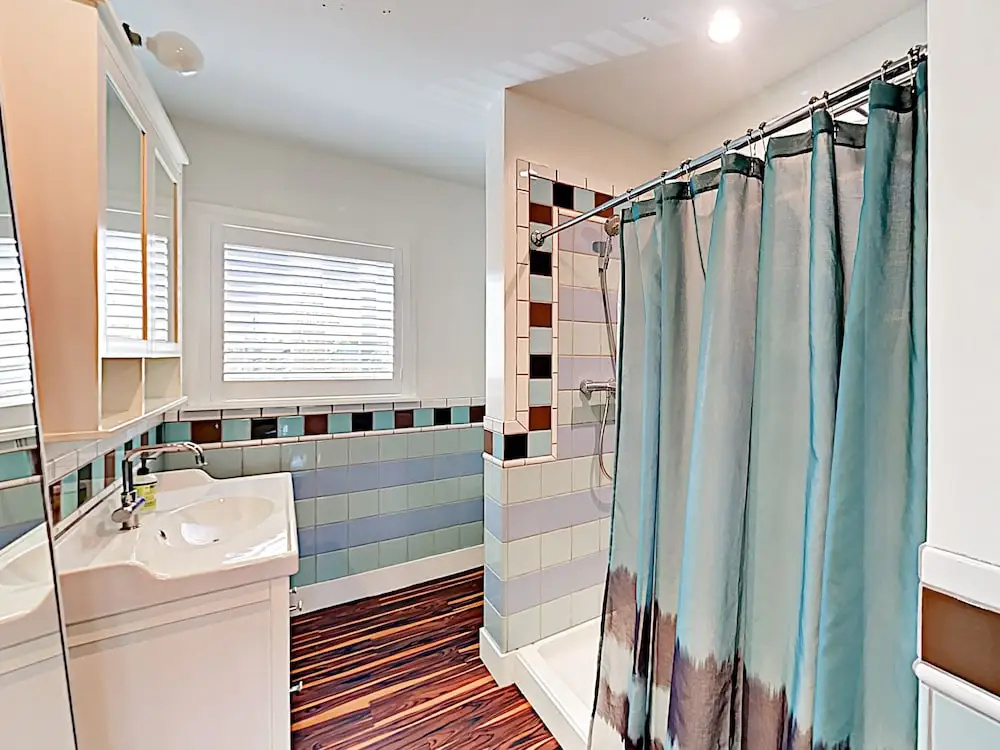 New Listing! the Palms - Canal On Double Lot 2 Bedroom Home