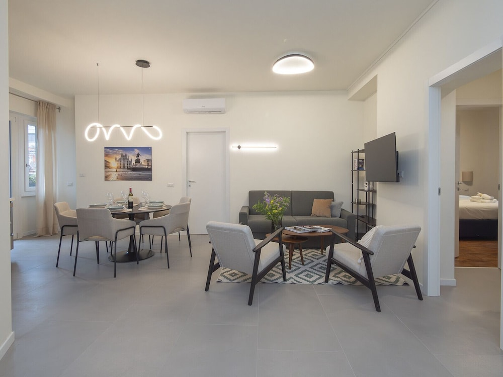 Brand new 2 BR With Balcony in Sempione