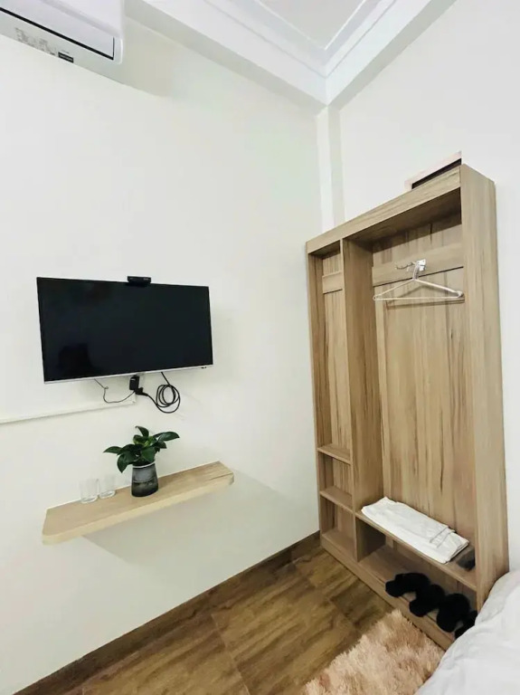 Nhím Hotel MC - by BAY LUXURY