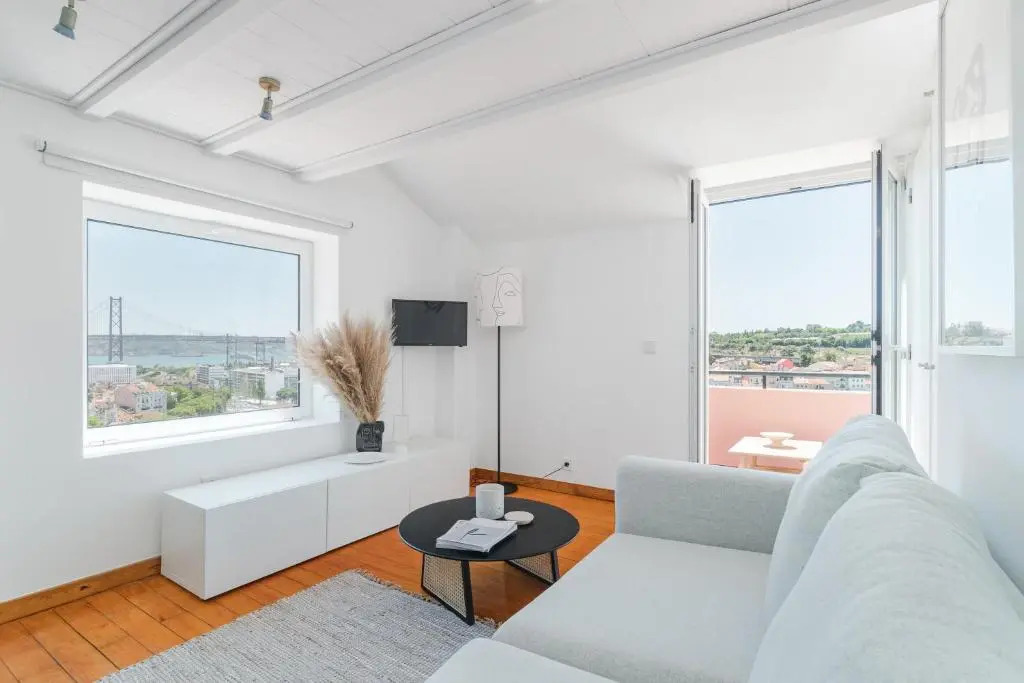 Casa Boma Lisboa - Unique Apartment With Private Balcony And Panoramic Bridge View - Alcantara IV